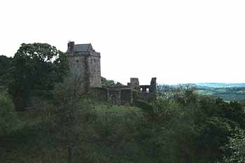 Another wide view of Castle CAmpbell